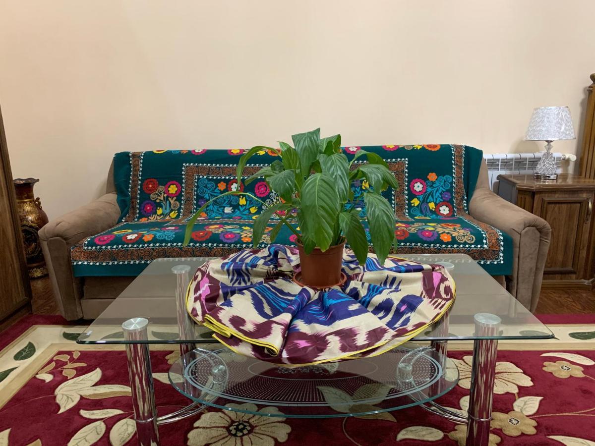 Sitorabonu-Guest House Ташкент Екстер'єр фото